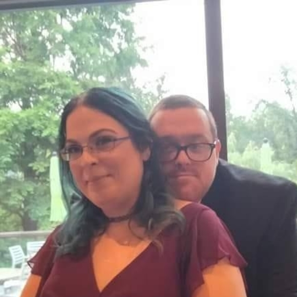 Meet your Posher, Cindy - Picture 1 of 1